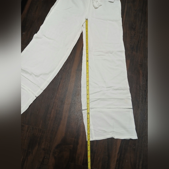 Vera Bradley Cream Wide-Leg Pants with Lace Trim - Picture 8 of 10